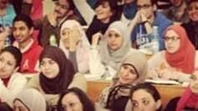 قصة “فتاه قد زاد الغموض حولها وحول ماتفعله”