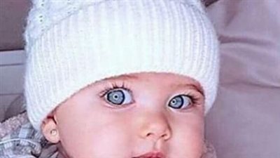 بدأ الفرح ووقفت مقابل عريسي لنرقص علي أغنيه رومانسيه ليقاطع صوت الأغنيه