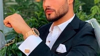 انت السكرتيره ال 20 كامله