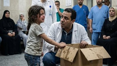 الدكتور كان فاكر إنها مجرد كرتونة قديمة
